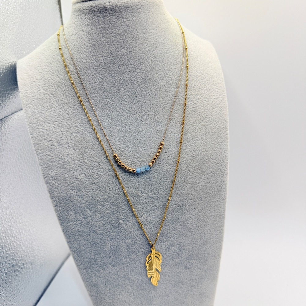 Stella & Dot Feather Layered Necklace Womens OS Gold Blue Excellent Boho Beaded